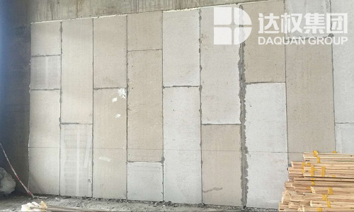 新型節(jié)能建材——輕質(zhì)復合夾芯板